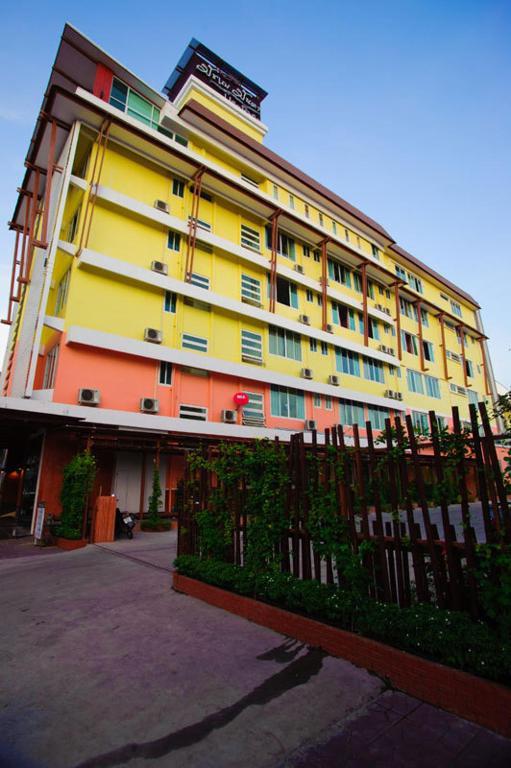 Much-Che Manta Boutique Hotel Ούντον Τάνι Εξωτερικό φωτογραφία