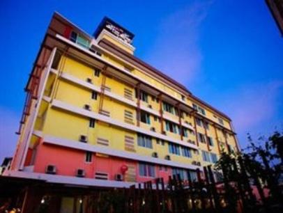 Much-Che Manta Boutique Hotel Ούντον Τάνι Εξωτερικό φωτογραφία